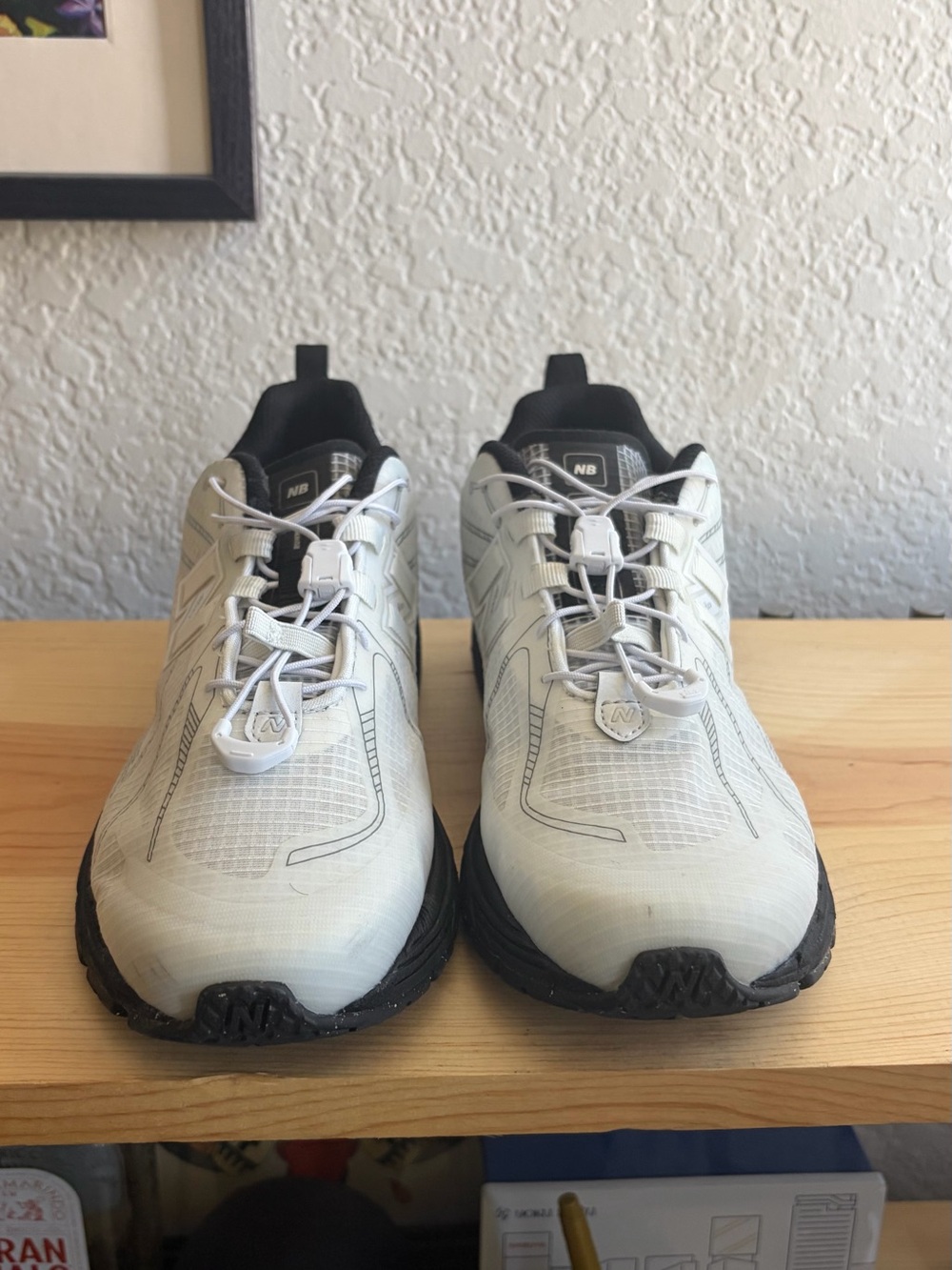 New Balance Men’s White and Black Athletic Trainers